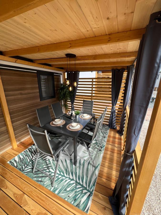 Mobile Homes Malu Біоград-на-Мору Екстер'єр фото